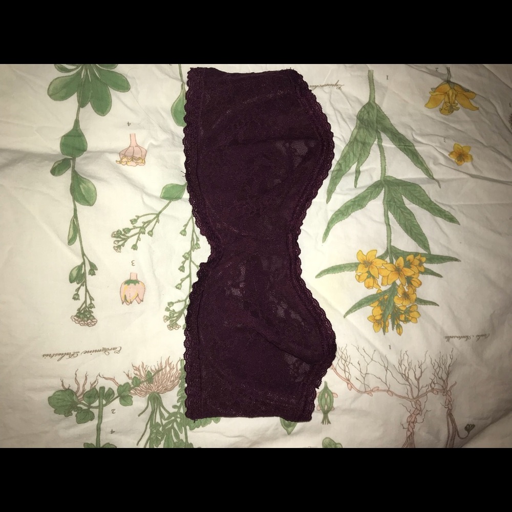 Victoria’s Secret strapless underwire bandeau bra